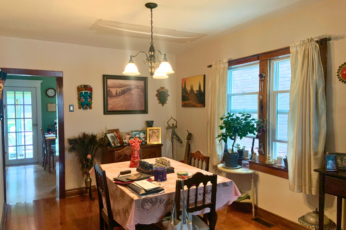 Elevate your Toronto Sale – dining room before staging updates