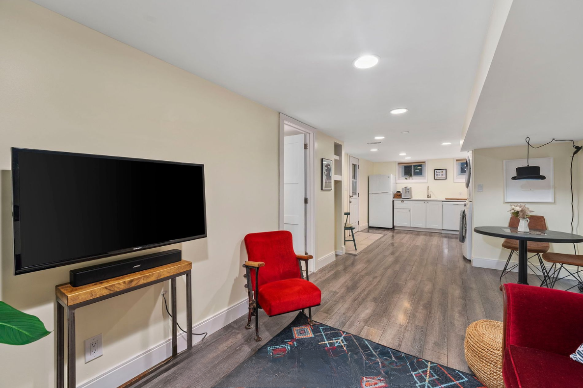 Elevate your Toronto Sale – staged basement apartment for added value
